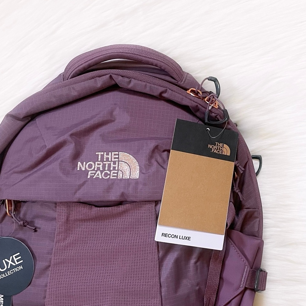 The North Face Women’s Recon Luxe 30 Liter Backpack - Picture 2 of 10